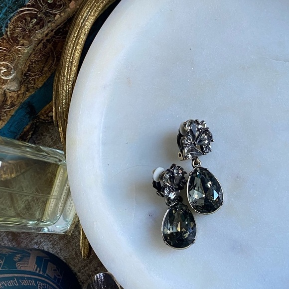 Vintage rhinestone clip on earrings Estate Jewelry - Picture 12 of 15